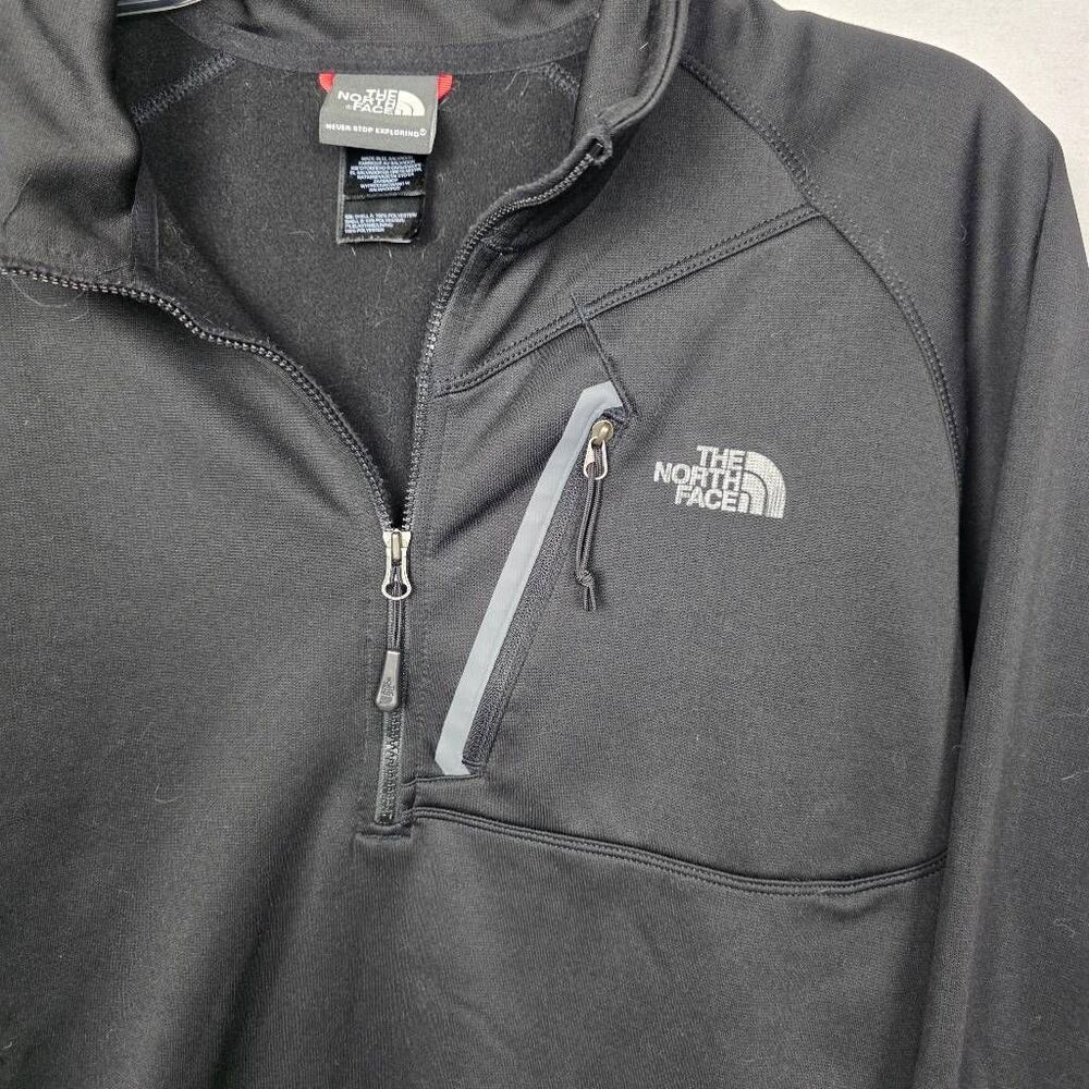 The North Face Men’s Large Black Quarter Zip Pullover - Picture 3 of 9
